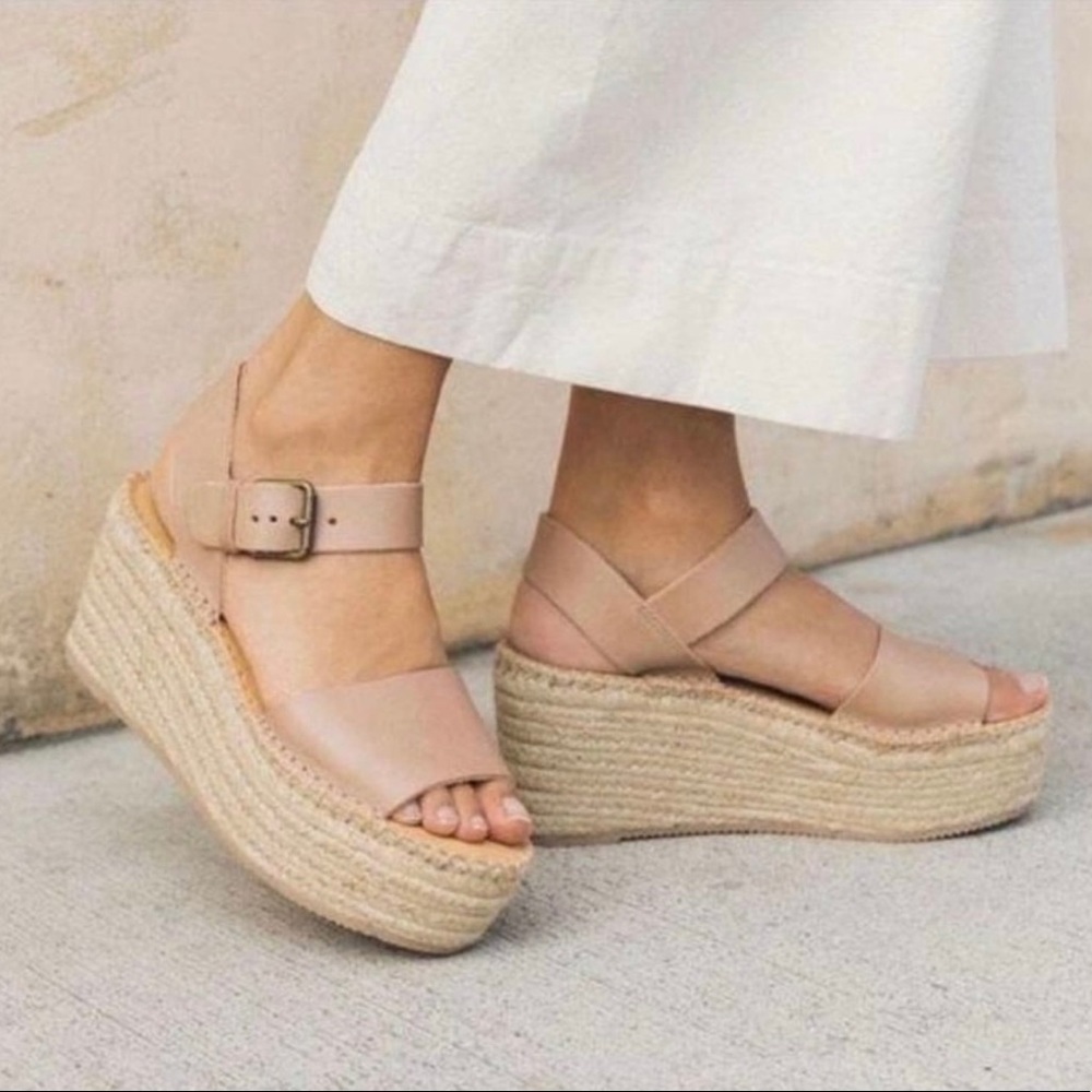 Soludos Minorca Sandals in Dove